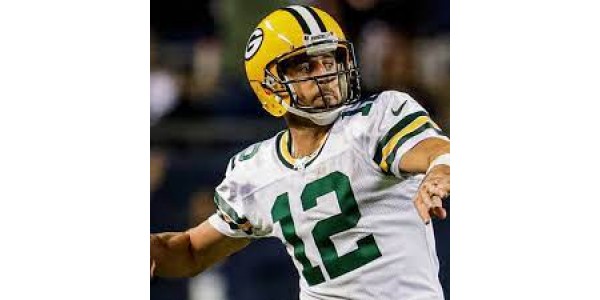 Le quart-arrière des Green Bay Packers Rodgers perd son premier match